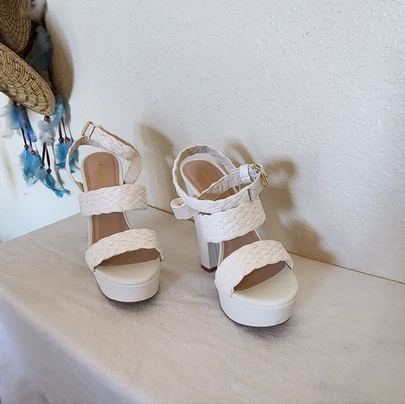 Cupid 5 inch heels, ankle strap - Picture 5 of 8